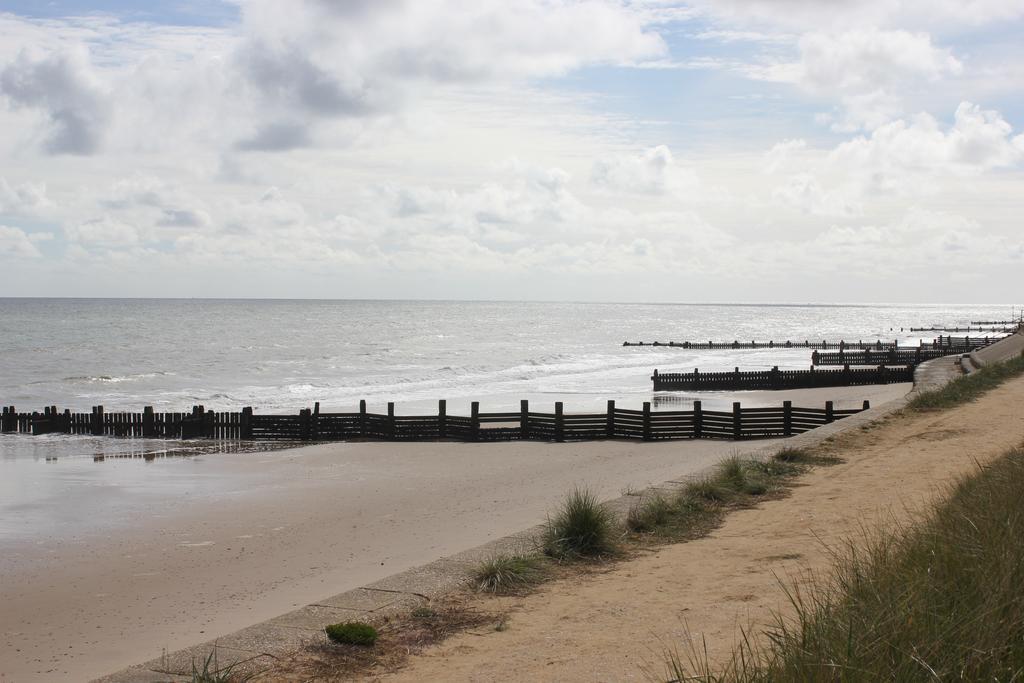 Seaview Cottage Bacton  Extérieur photo